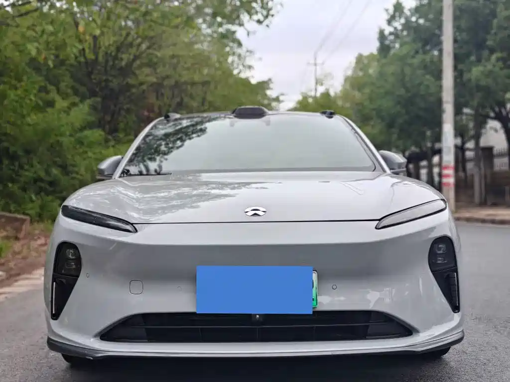 NIO ET5T — миниатюра 2
