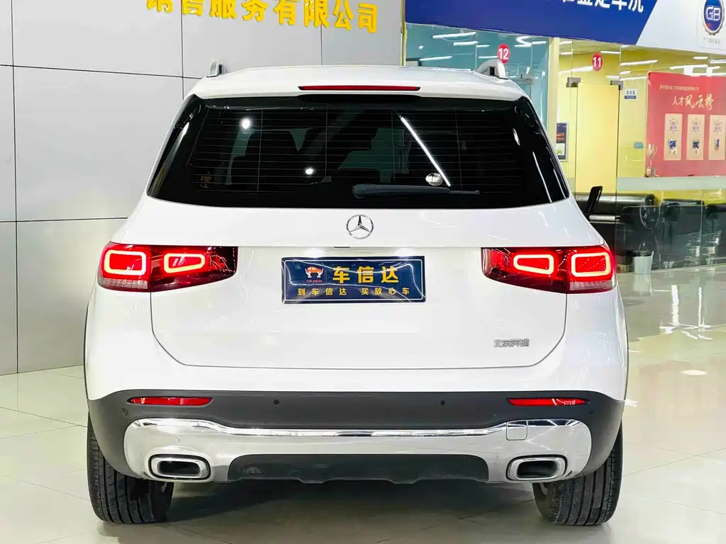 Mercedes-Benz GLB — миниатюра 4