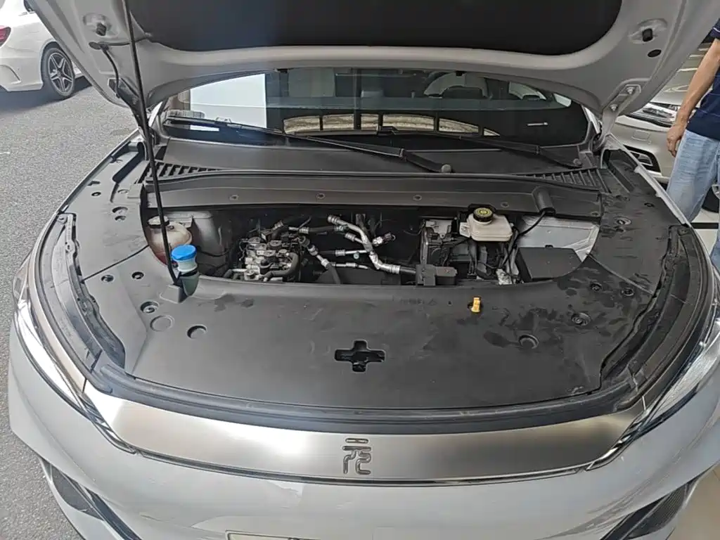 BYD Yuan Plus — миниатюра 20