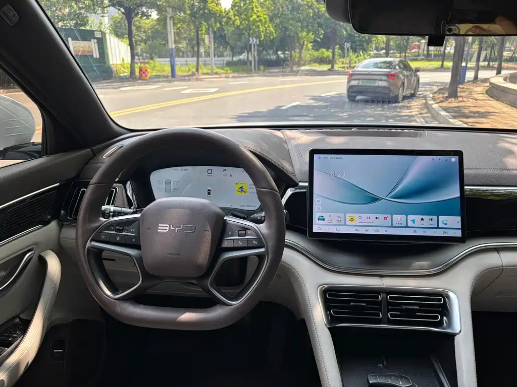 BYD PLUS New Energy — миниатюра 21