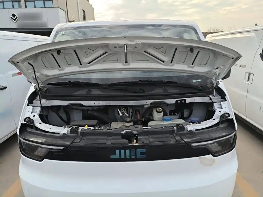 JMC E-Fushun — миниатюра 20