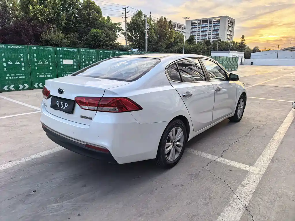 Kia K4 — миниатюра 3