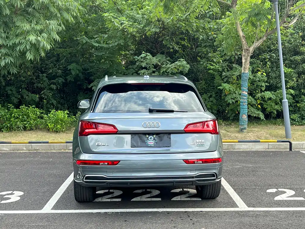 Audi Q5L — миниатюра 15