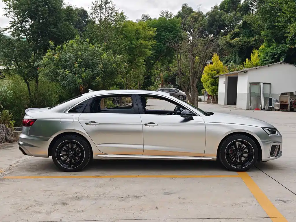 Audi A4L — миниатюра 4