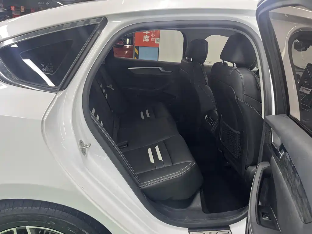 BYD Qin Pro NEV — миниатюра 17