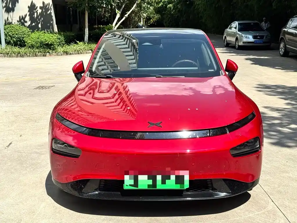 XPeng P7 — миниатюра 2