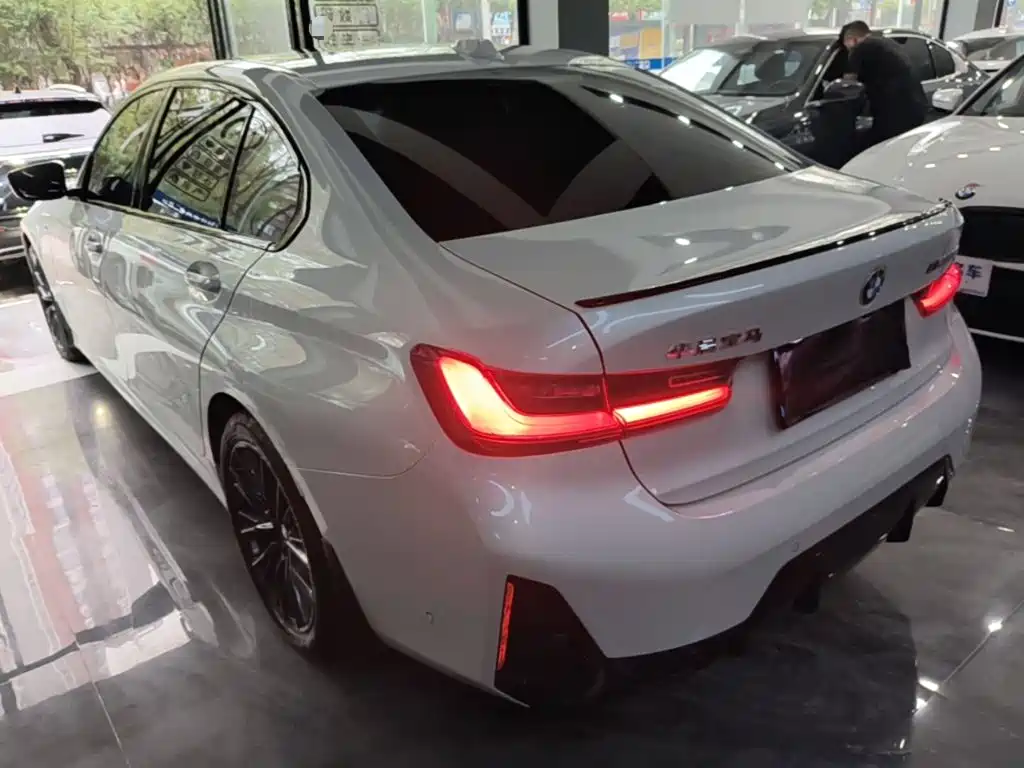BMW 3 Series — миниатюра 5