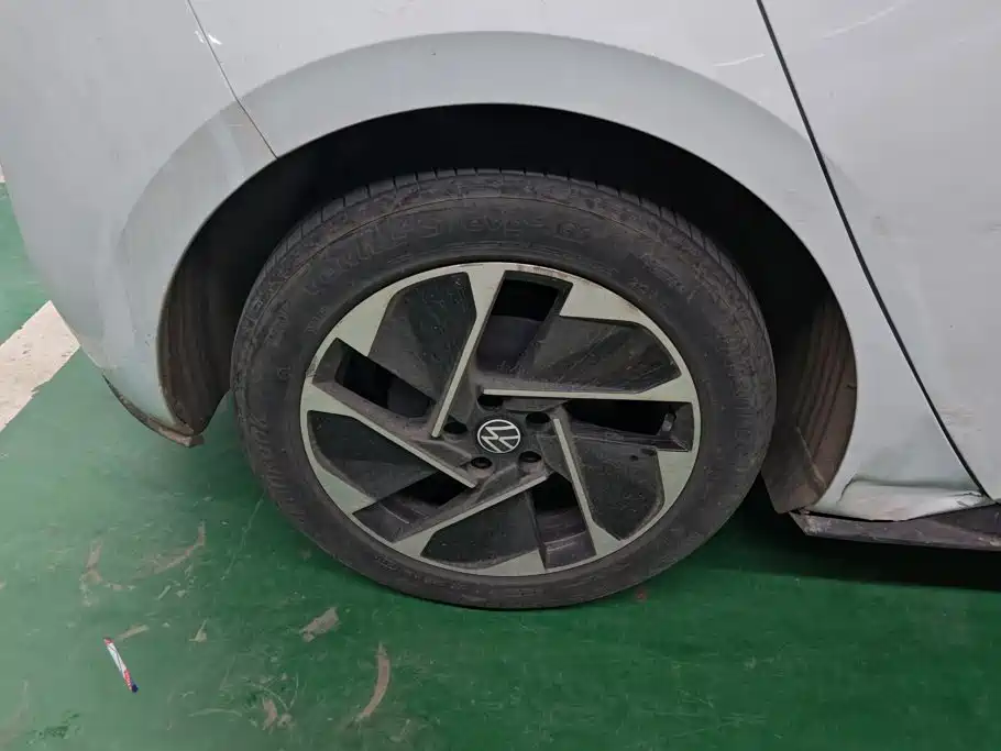 Volkswagen ID.3 — миниатюра 6