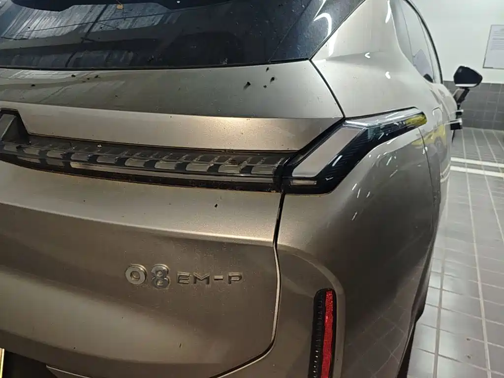 Lynk & Co 08 EM-P — миниатюра 8