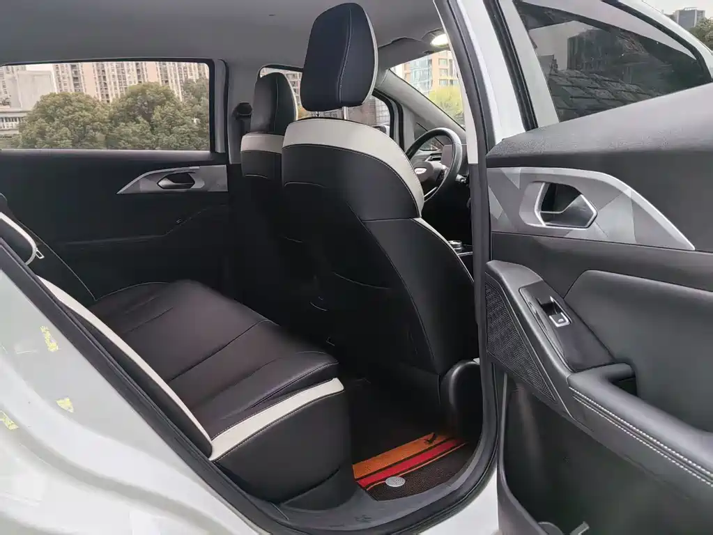 GEELY GEOMETRY E FIREFLY