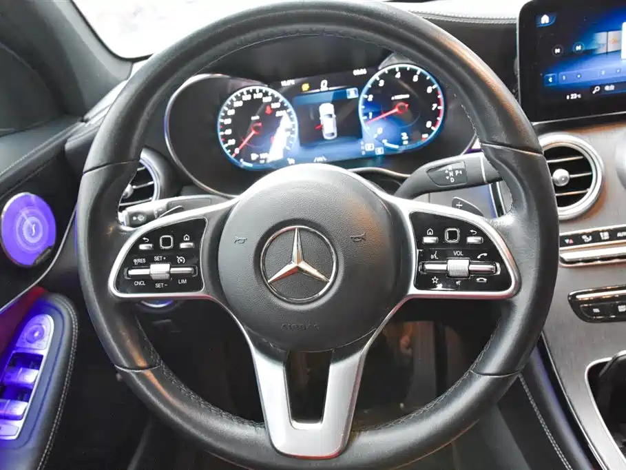 MERCEDES-BENZ GLC COUPE