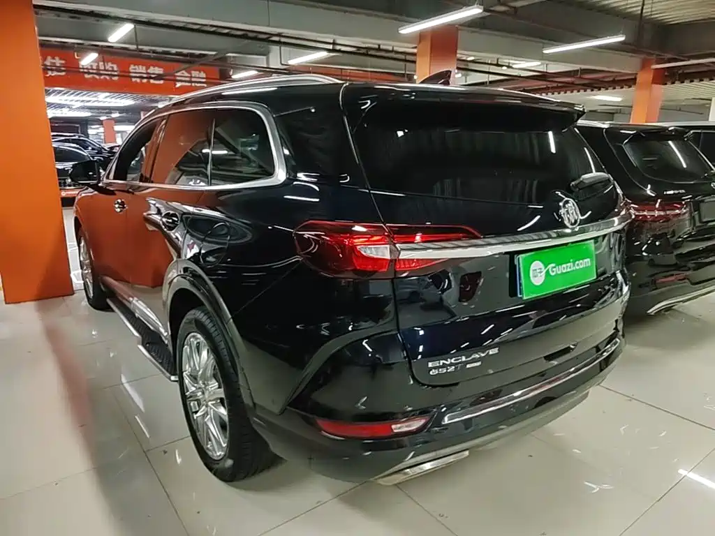Buick Enclave — миниатюра 5