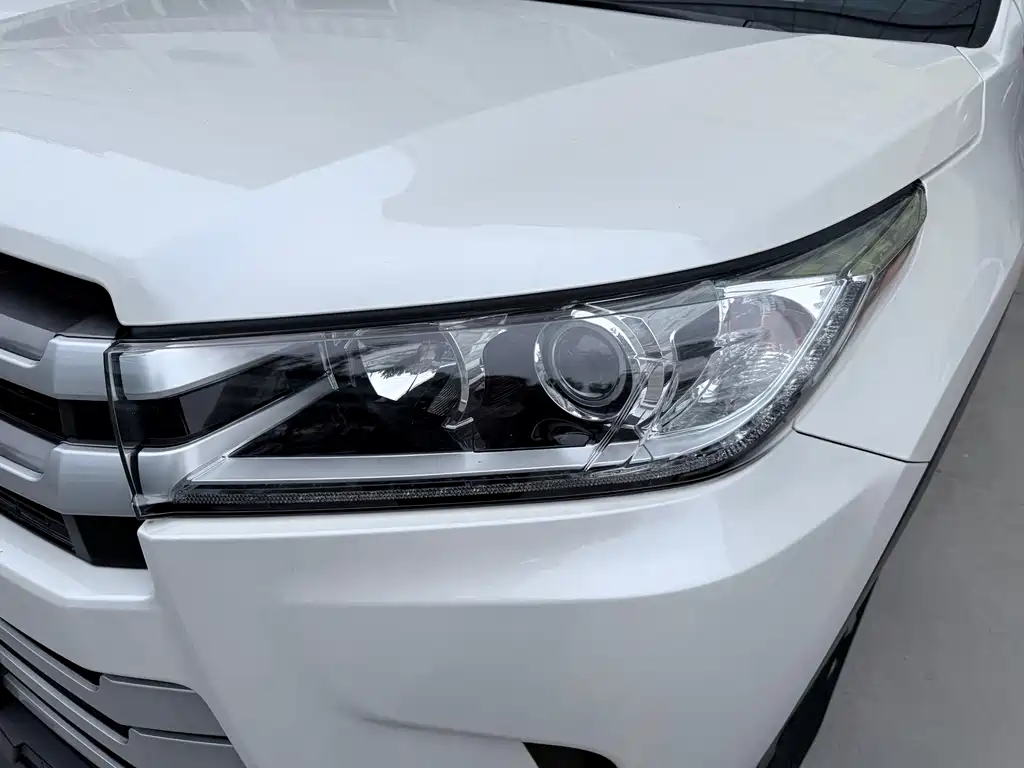 Toyota Highlander — миниатюра 4