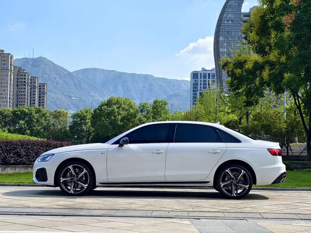 Audi A4L — миниатюра 3