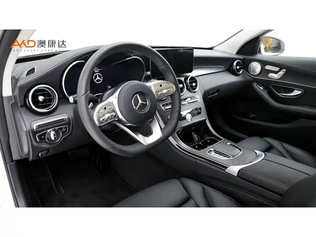 Mercedes-Benz C-Class — миниатюра 6
