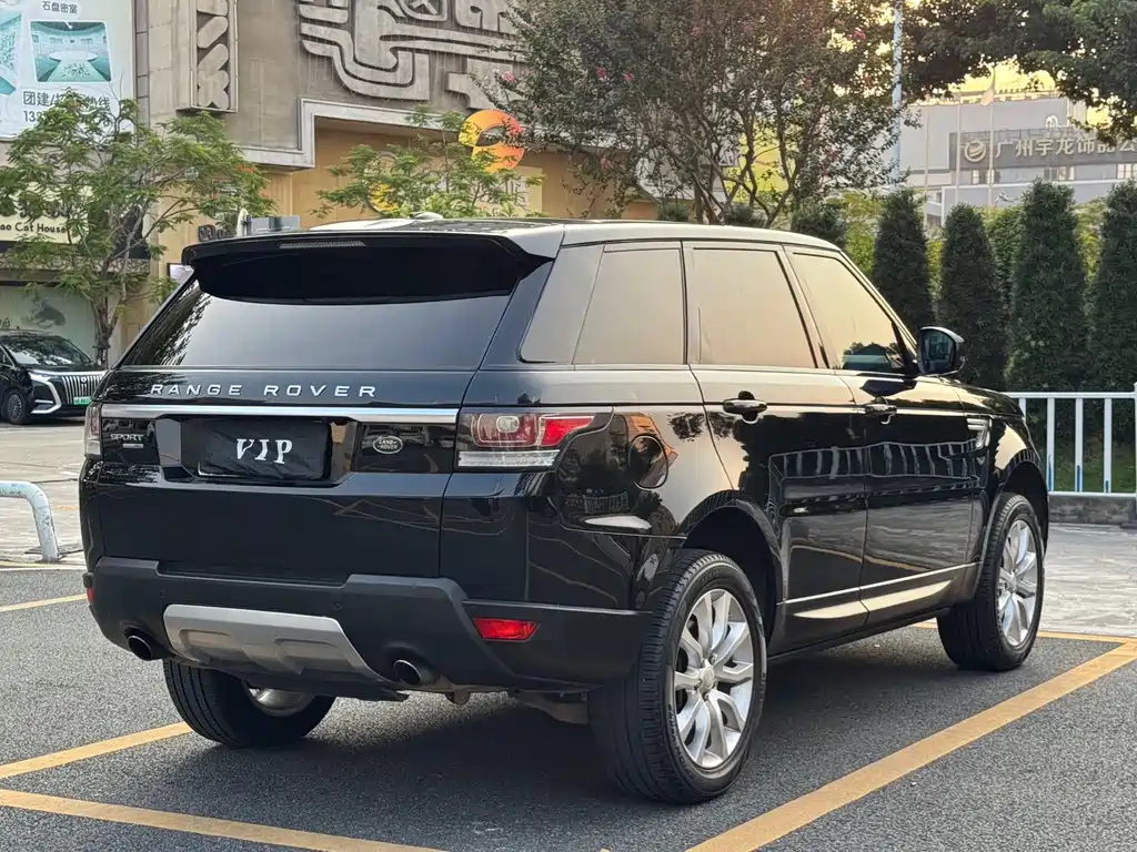 Land Rover Sport — миниатюра 5