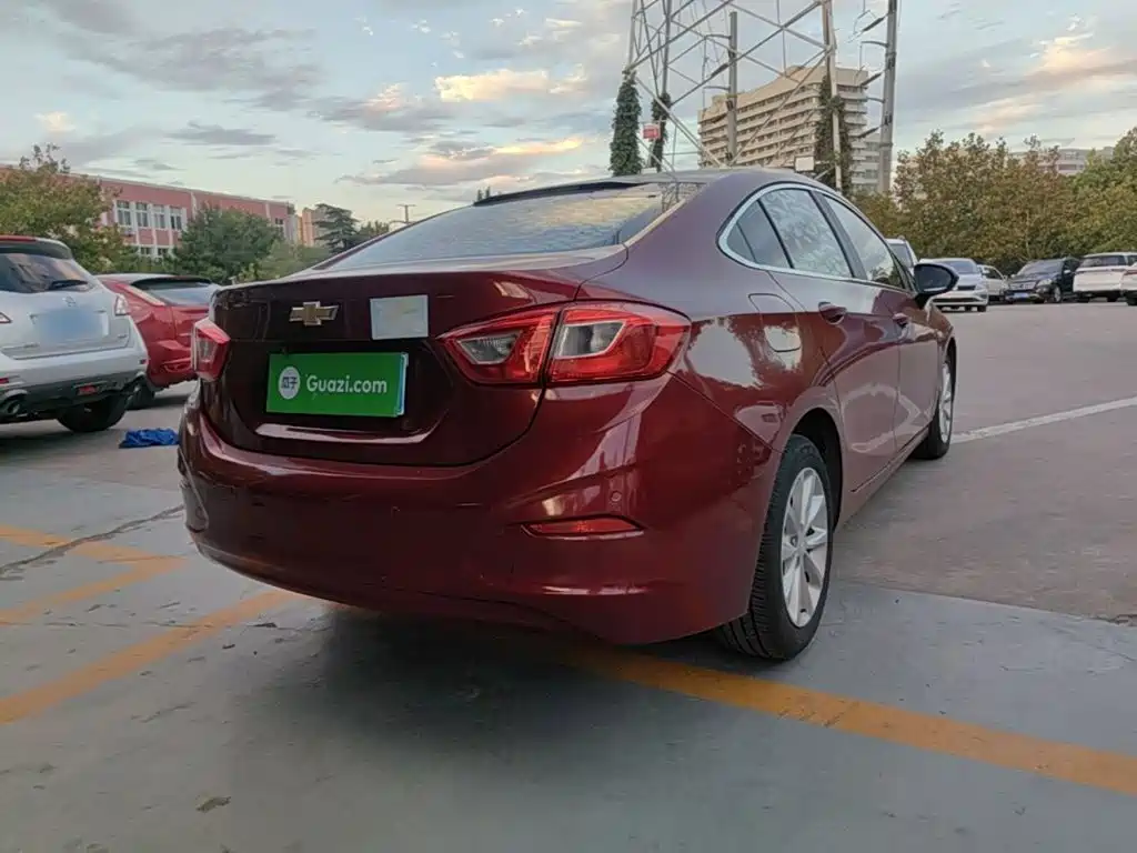 Chevrolet Cruze — миниатюра 7