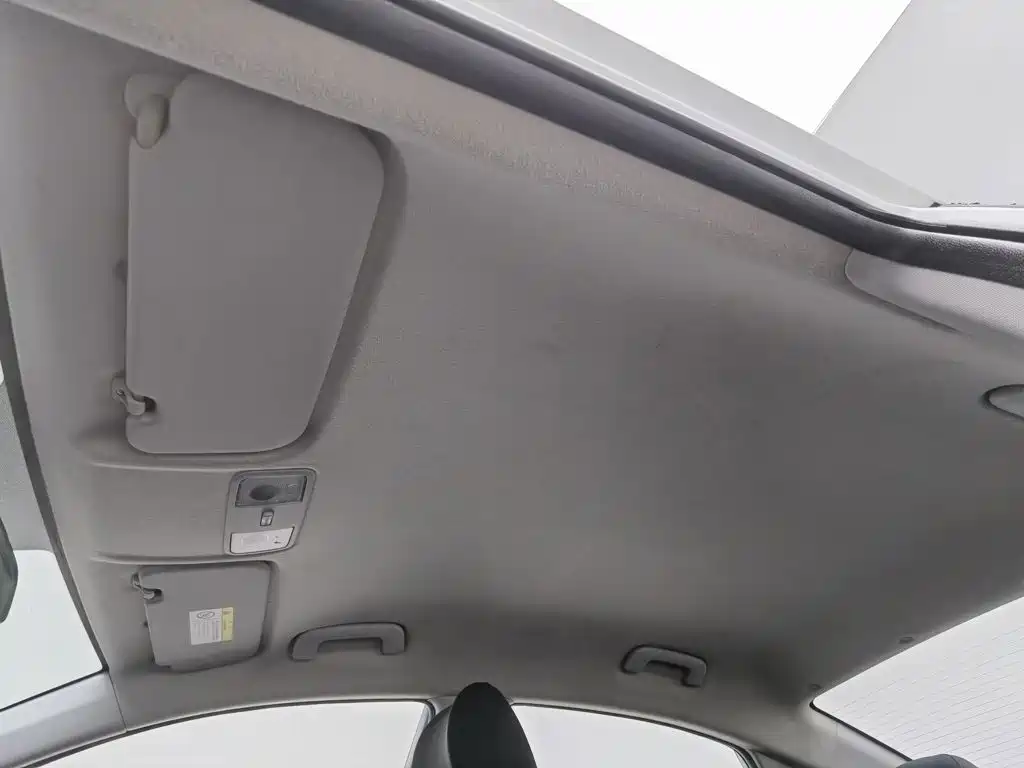 Hyundai Verna — миниатюра 14