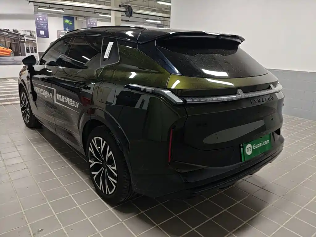 Lynk & Co 08 EM-P — миниатюра 5