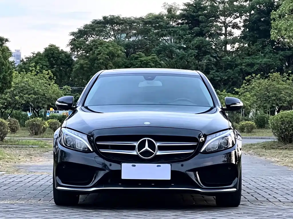 Mercedes-Benz C-Class — миниатюра 2