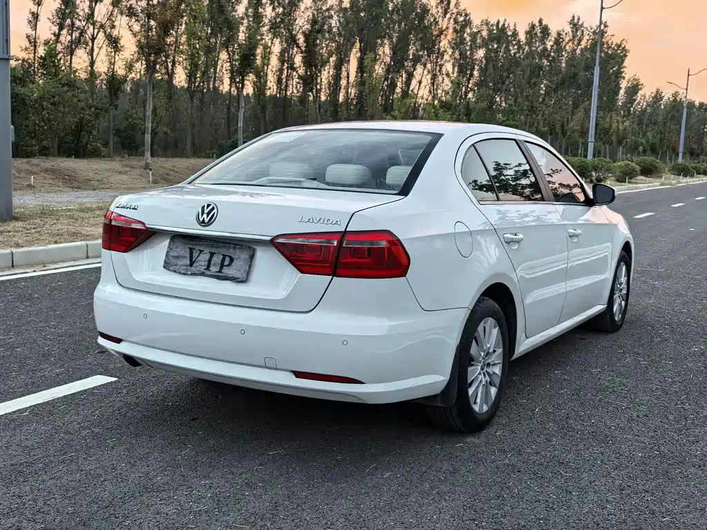 Volkswagen Lavida — миниатюра 20