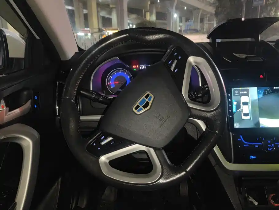 Geely Emgrand — миниатюра 15