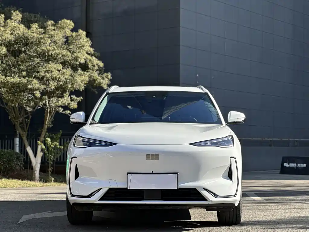 GEELY GALAXY GALAXY E5