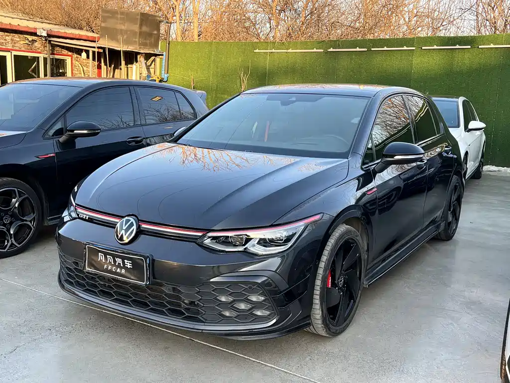 VOLKSWAGEN GOLF GTI