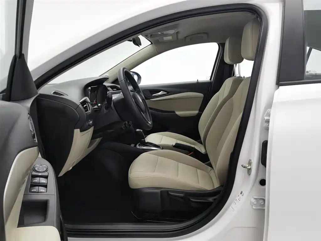 Buick Excelle — фотографии объявления, Фото 10