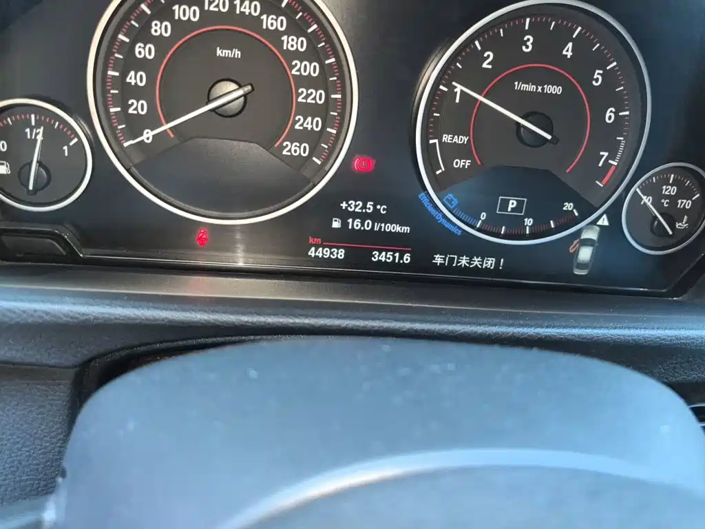 BMW 3 Series — миниатюра 13