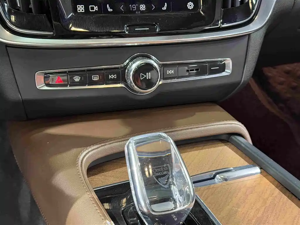 Volvo S90 2023 B5 Luxury