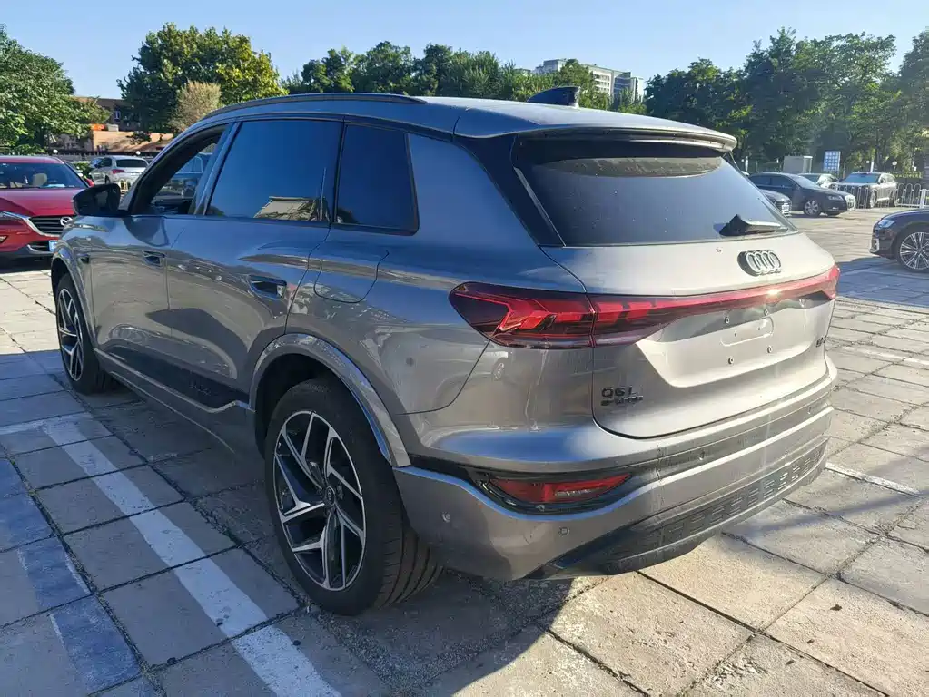 Audi Q6L e-tron — миниатюра 4