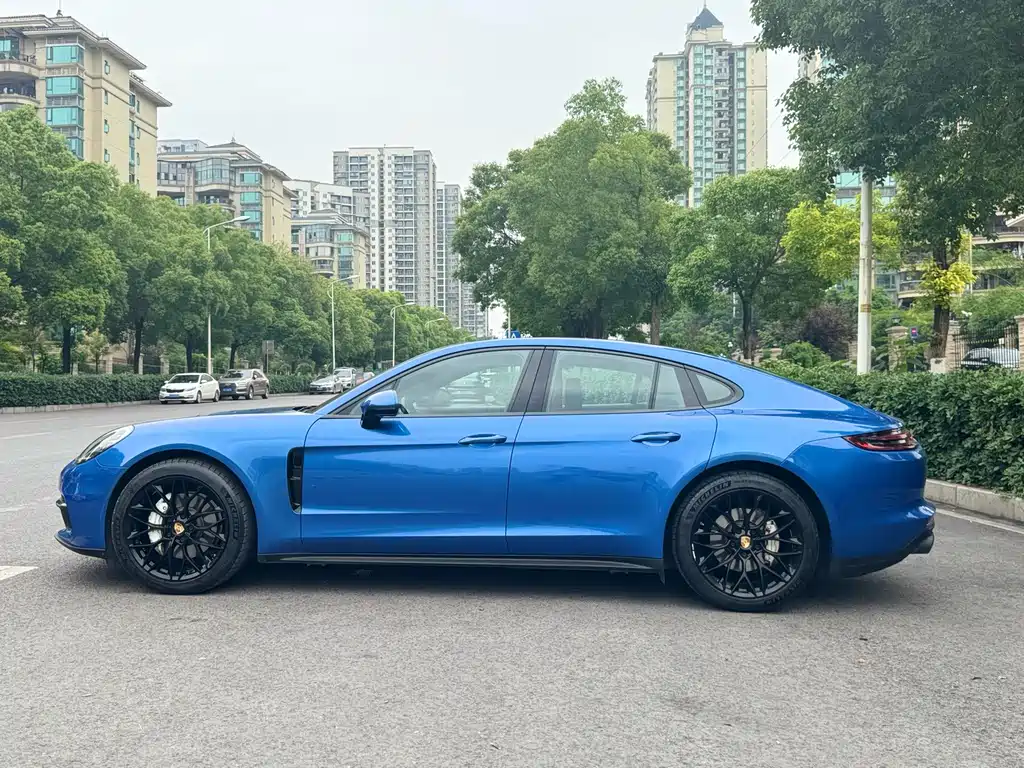 Porsche Panamera — миниатюра 5