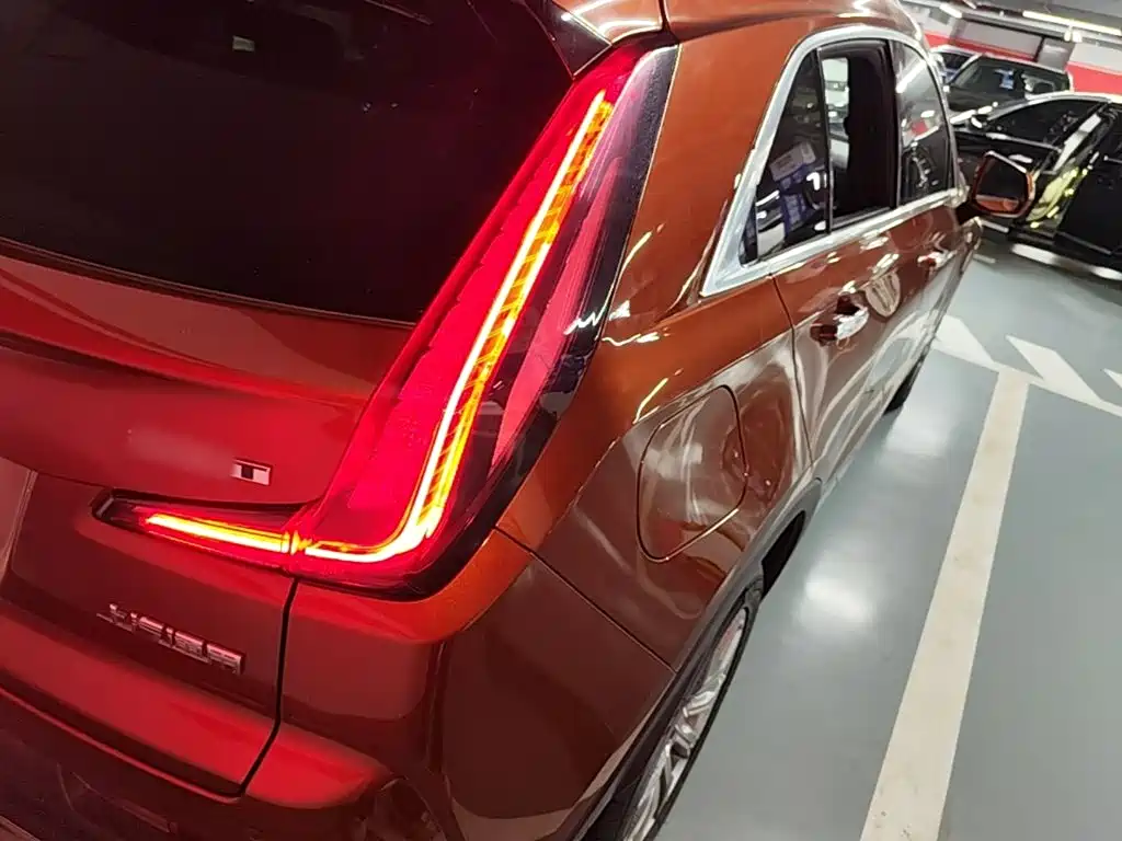 Cadillac XT4 — миниатюра 8