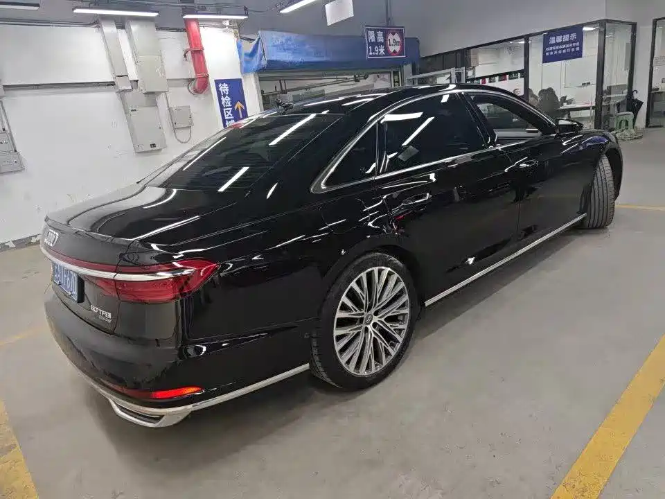 Audi A8 — миниатюра 9