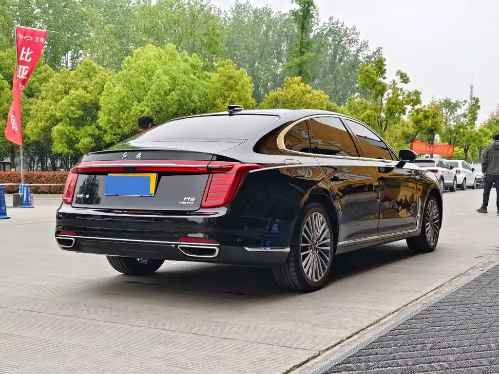 Hongqi Hongqi H9 — миниатюра 4