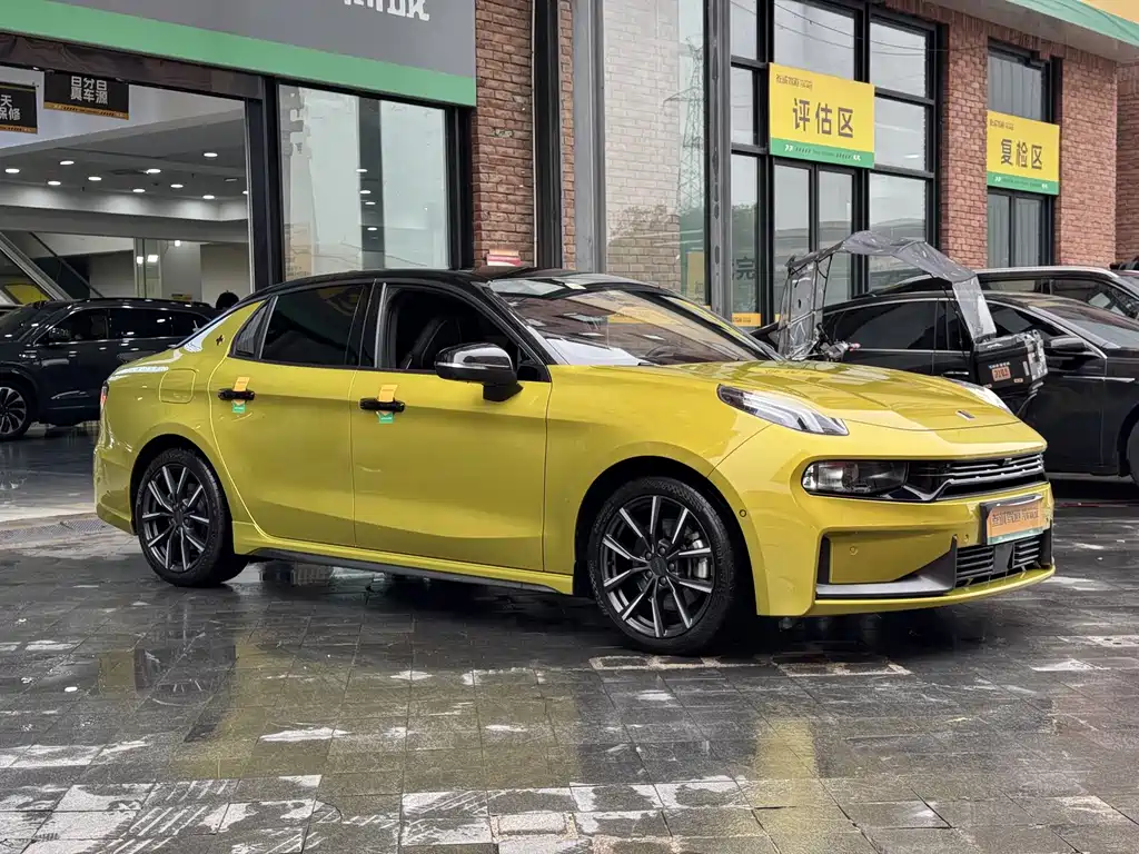 Lynk & Co 03 — миниатюра 3