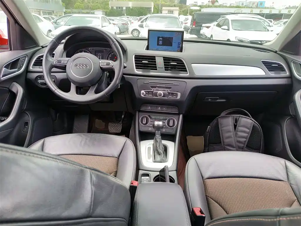 Audi Q3 2016 30 TFSI Fashion