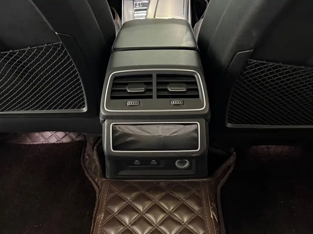 Audi A6L — миниатюра 15