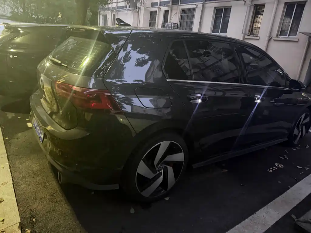Volkswagen Golf GTI — миниатюра 9