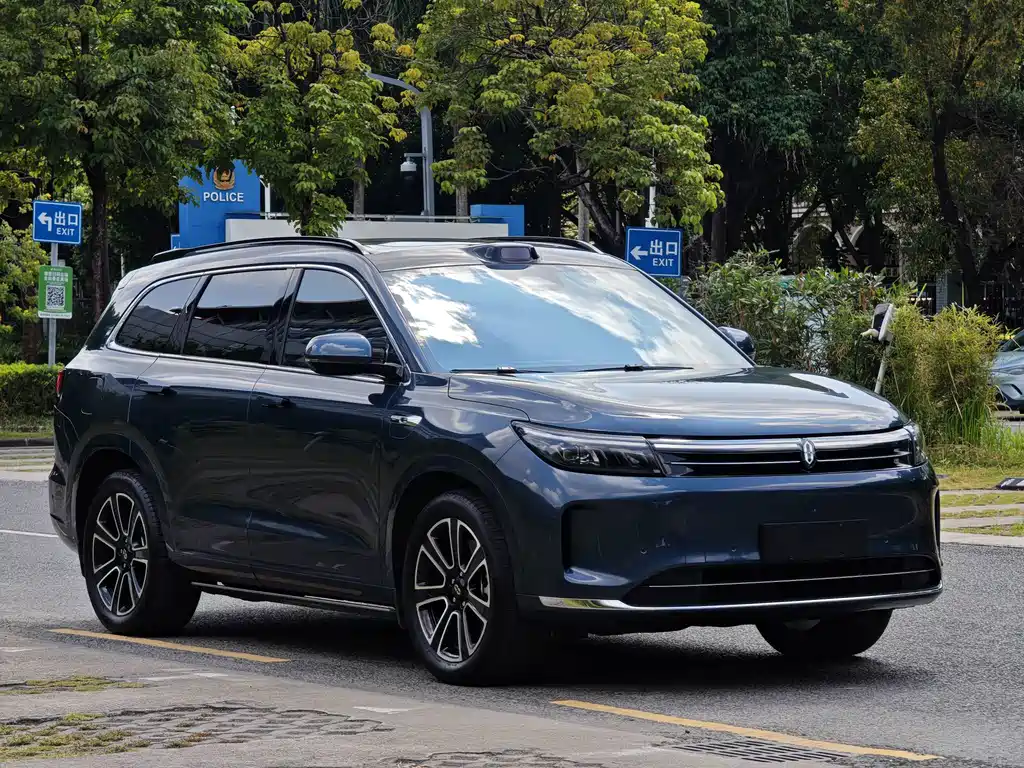 AITO AITO M7 — миниатюра 3