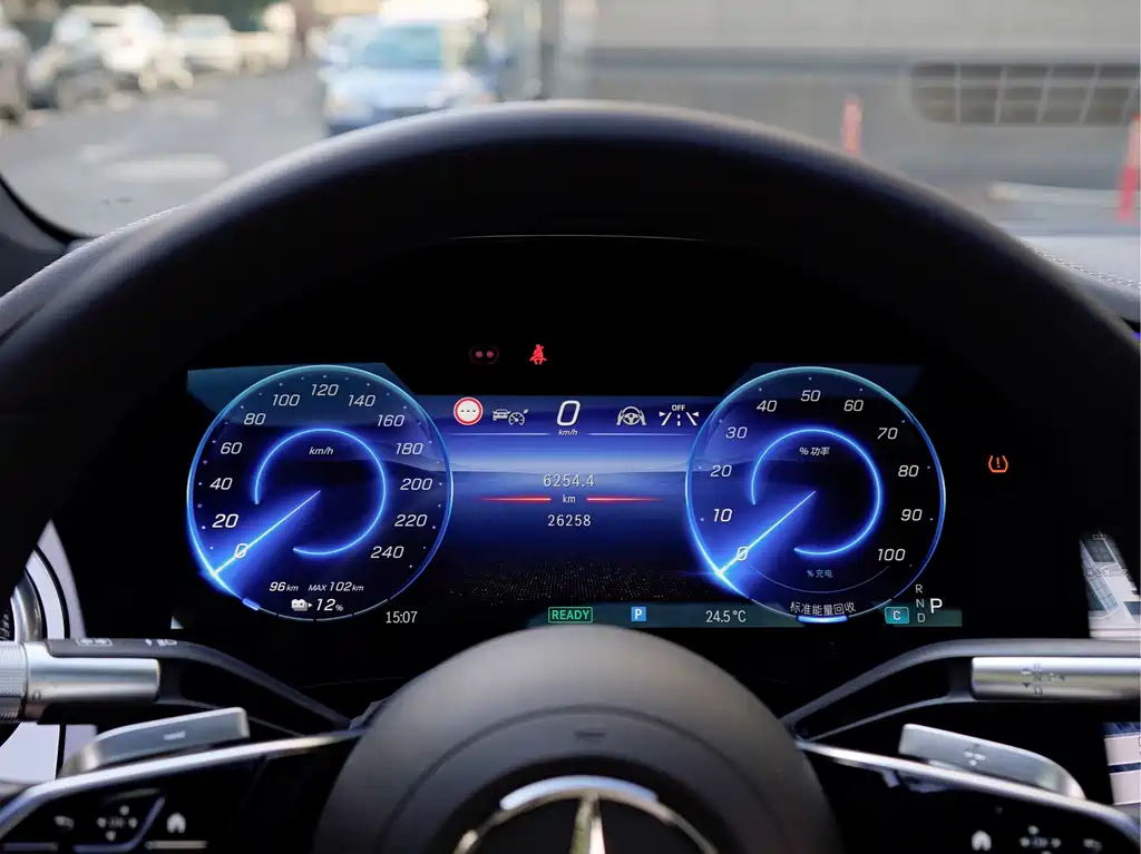 Mercedes-Benz EQS — миниатюра 9