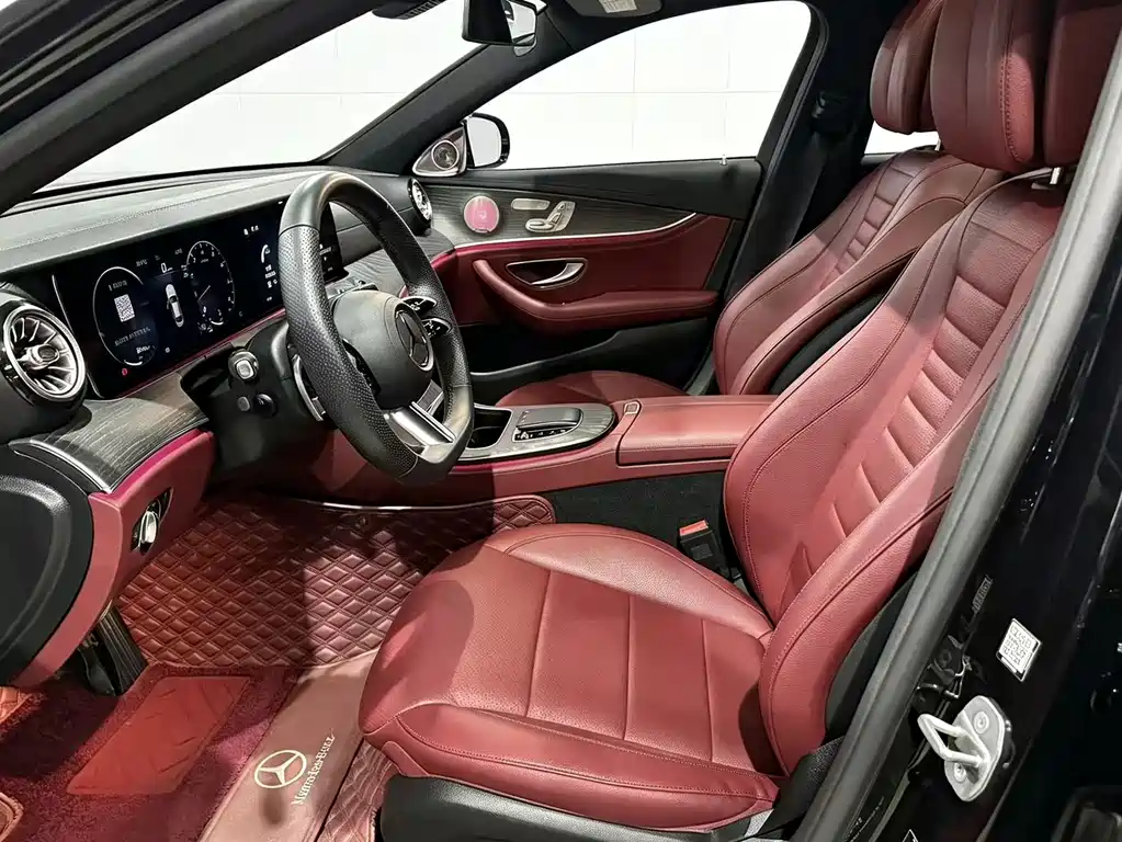 Mercedes-Benz E-Class 2023 — фото 7