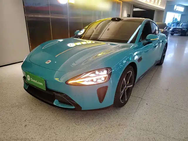 XIAOMI CAR XIAOMI SU7 2024