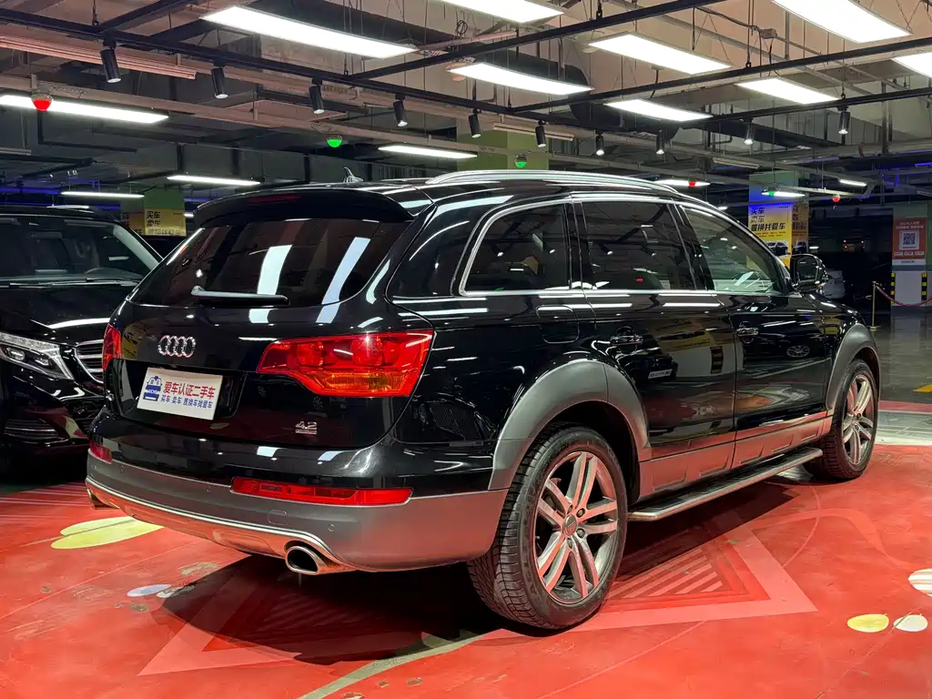 Audi Q7 2010 4.2 FSI quattro Luxury