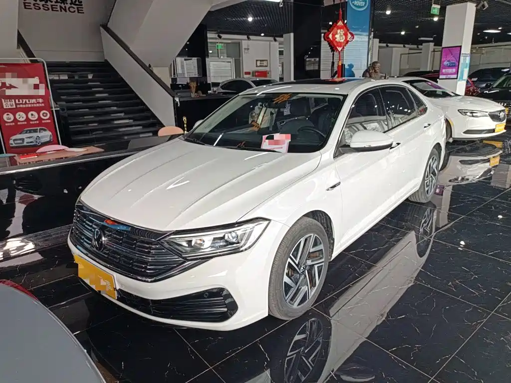 Volkswagen Sagitar 2022