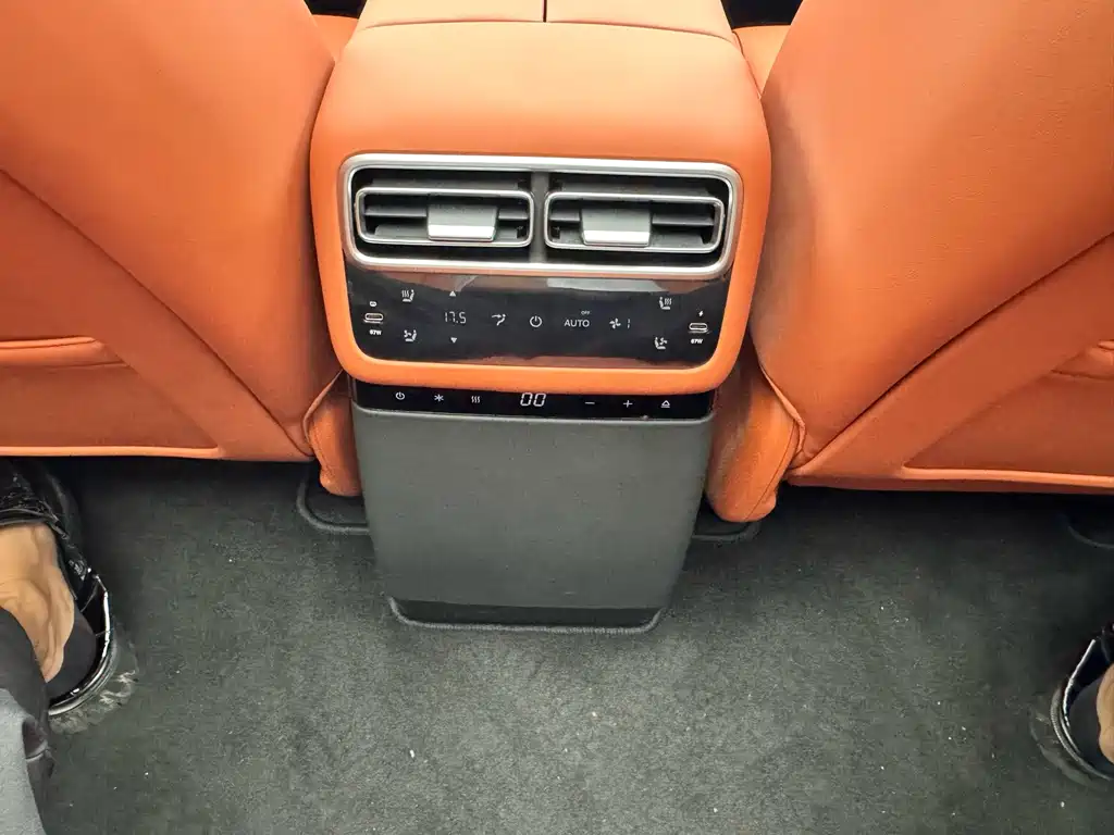 Li Auto Li L6 — миниатюра 14