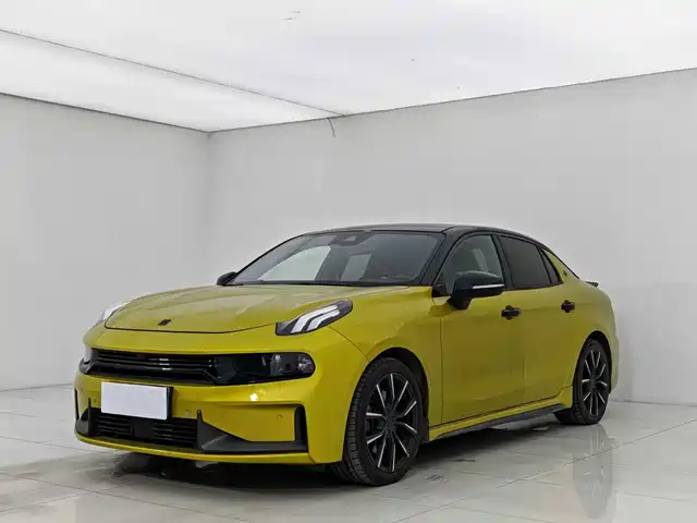 2020 Lynk & Co 03
