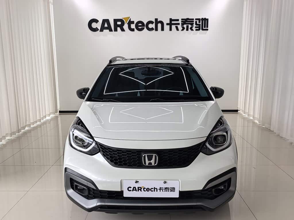 Honda Life 1.5 л 2023 г. Белый, пробег 45000 км