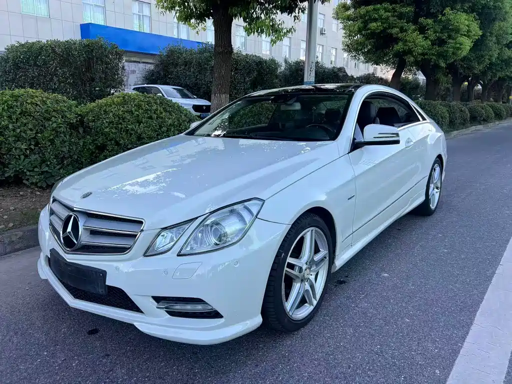 Mercedes-Benz E-Class (Import) — миниатюра 2